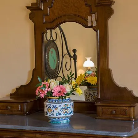 Umberto I Apartment Todi